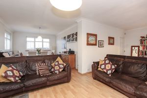 Photo 19- click for photo gallery